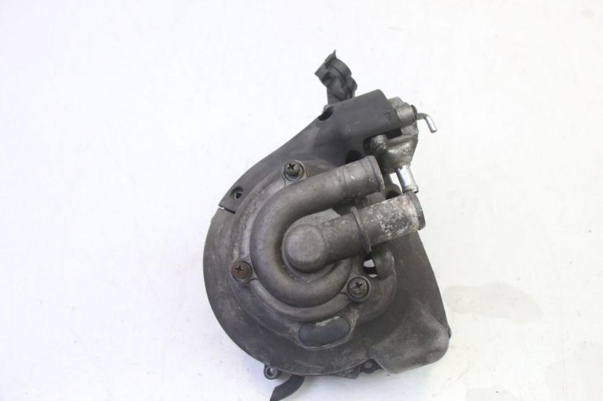 photo de WATER PUMP COVER PIAGGIO XEVO - X EVO 125 (2007 - 2016)