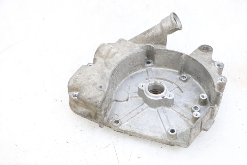 photo de STATOR COVER PEUGEOT KISBEE 4T 50 (2010 - 2017) - Fixing points details