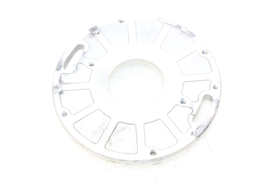 photo de STATOR COVER YAMAHA YZ 80 (1982 - 1983)
