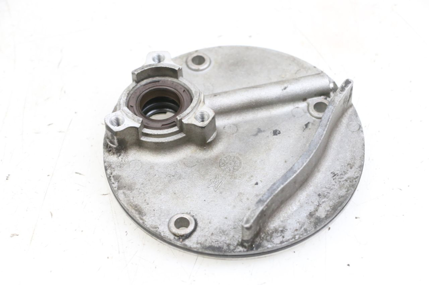 photo de STATOR COVER YAMAHA YP MAJESTY 125 (2002 - 2006) - Zoom on usage condition