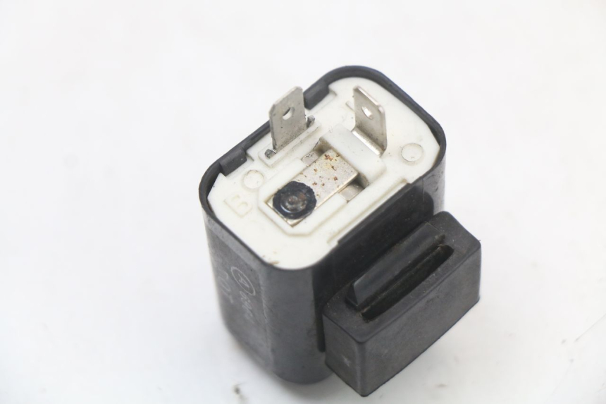 photo de TURN SIGNAL RELAY APRILIA SCARABEO GT 125 (1999 - 2007)