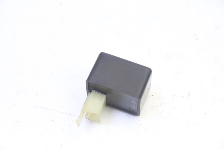 photo de FLASHER RELAY SUZUKI BURGMAN 125 (2007 - 2014)