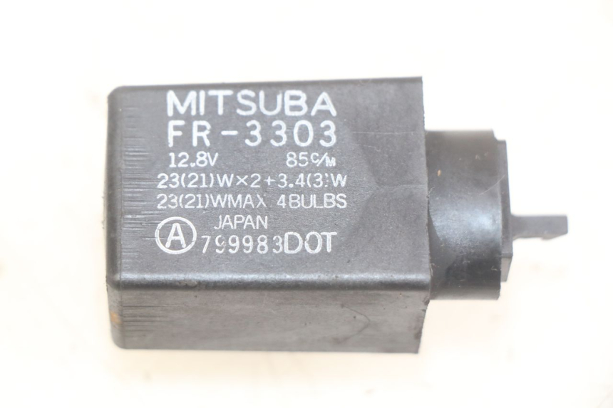 photo de FLASHER RELAY HONDA CBR F SC25 1000 (1989 - 1992)
