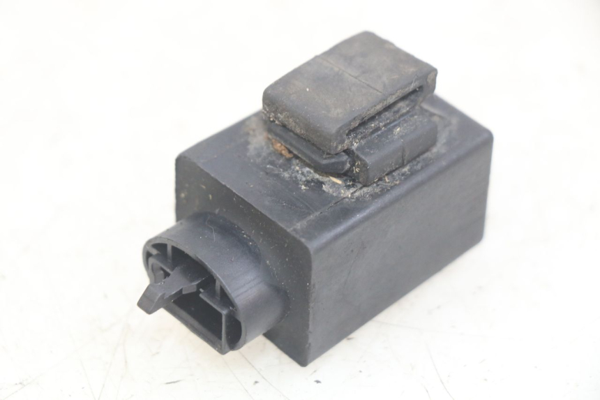 photo de FLASHER RELAY HONDA CBR F SC25 1000 (1989 - 1992)