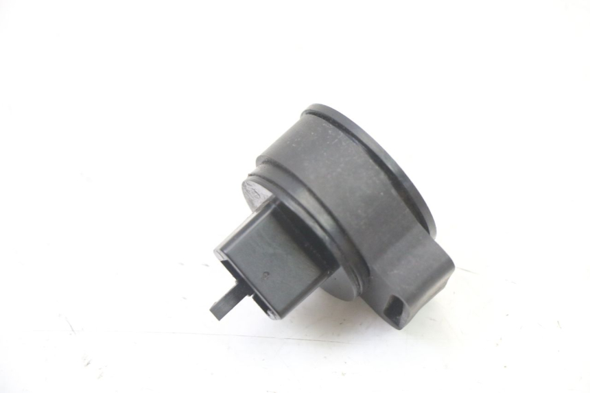 photo de FLASHER RELAY PEUGEOT ELYSEO 125 (1999 - 2004)