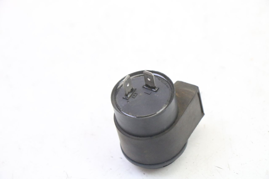 photo de TURN SIGNAL RELAY SYM FIDDLE 3 III 50 (2014 - 2020)