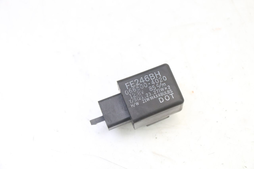 photo de TURN SIGNAL RELAY YAMAHA FJR ABS 1300 (2006 - 2012)