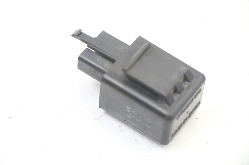 photo de TURN SIGNAL RELAY YAMAHA FZ6 FAZER S2 600 (2007 - 2011)