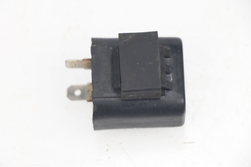 photo de TURN SIGNAL RELAY SUZUKI GN 125 (1997 - 2000)