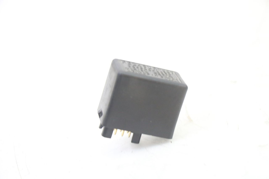 photo de TURN SIGNAL RELAY SUZUKI GSR 750 (2011 - 2017)