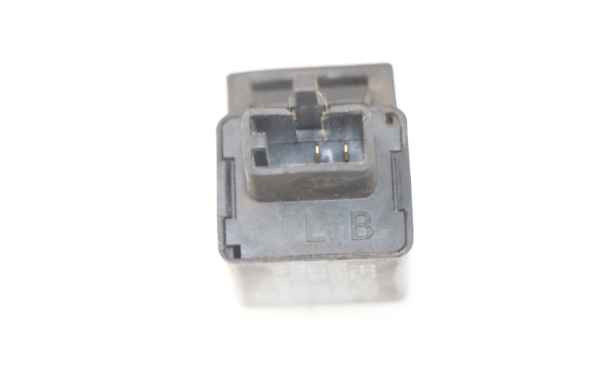 photo de FLASHER RELAY HONDA FES PANTHEON 125 (2003 - 2007)