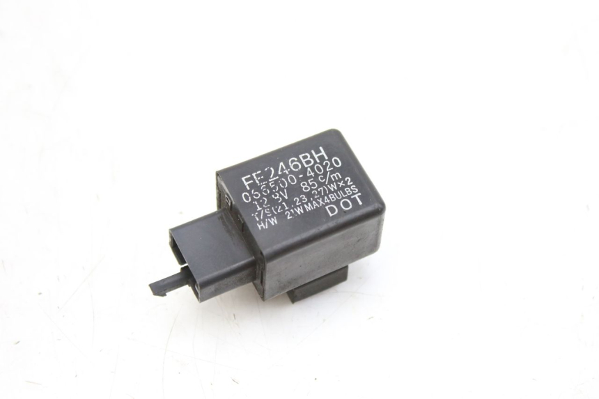 photo de FLASHER RELAY HONDA FES PANTHEON 125 (2003 - 2007)