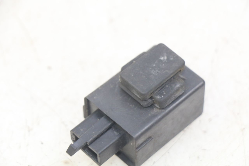 photo de FLASHER RELAY HONDA FES PANTHEON 2T 125 (1998 - 2002)