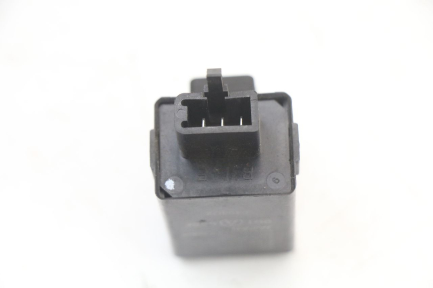 photo de FLASHER RELAY HONDA FES PANTHEON 2T 125 (1998 - 2002)