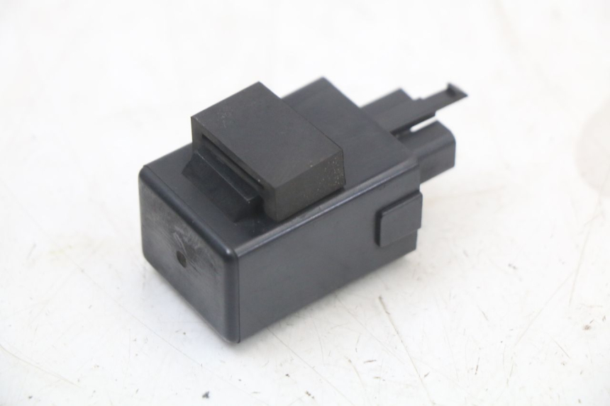 photo de TURN SIGNAL RELAY HONDA NES AROBASE 125 (2000 - 2003)