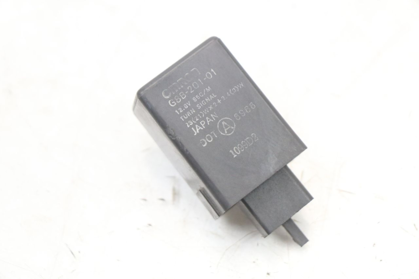 photo de FLASHER RELAY HONDA NTV DEAUVILLE 650 (1998 - 2001)