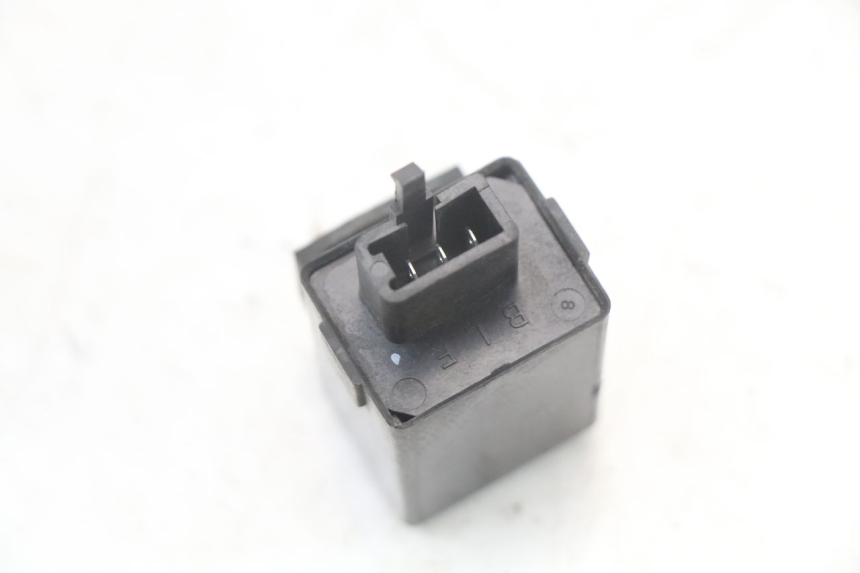 photo de FLASHER RELAY HONDA NTV DEAUVILLE 650 (1998 - 2001)