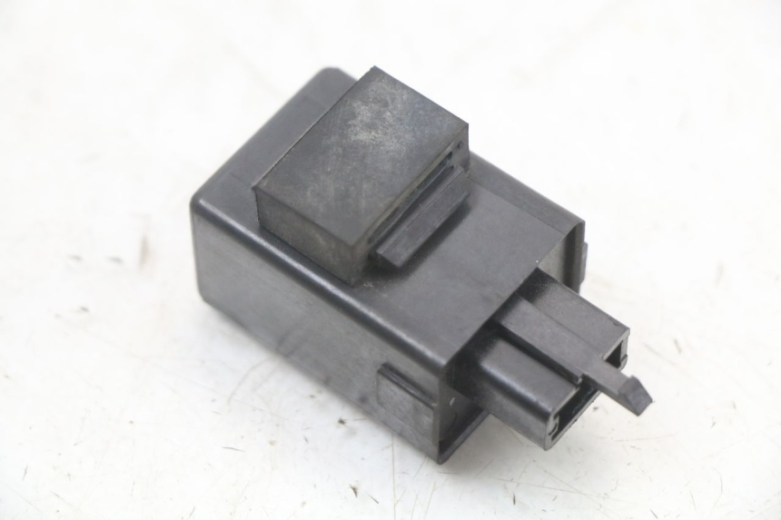 photo de FLASHER RELAY HONDA NTV DEAUVILLE 650 (1998 - 2001)