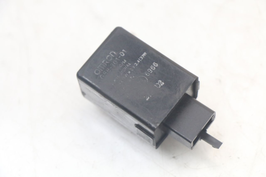 photo de FLASHER RELAY HONDA NTV DEAUVILLE 650 (1998 - 2001)