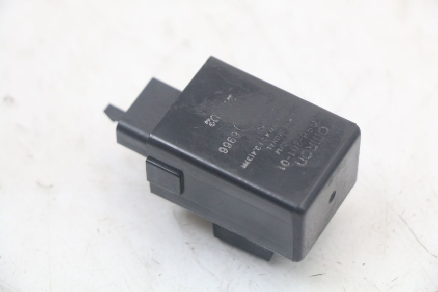 photo de FLASHER RELAY HONDA NTV DEAUVILLE 650 (1998 - 2001)