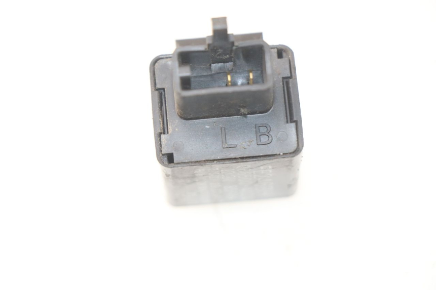 photo de TURN SIGNAL RELAY HONDA SES DYLAN 125 (2002 - 2006)