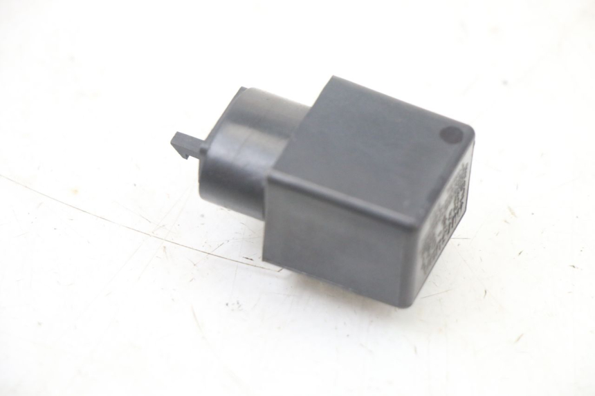 photo de TURN SIGNAL RELAY HONDA SH i 300 (2015 - 2020)