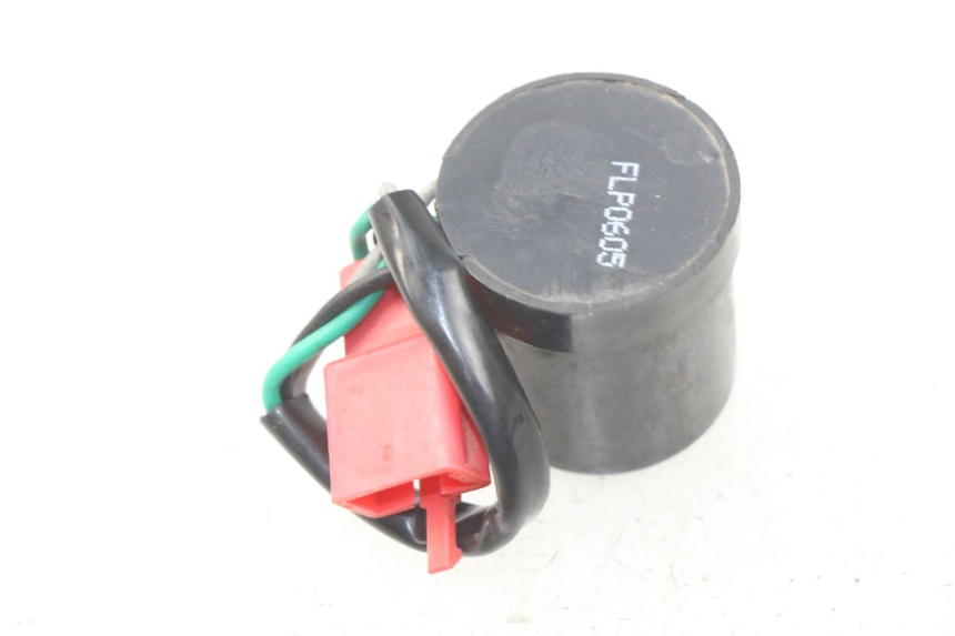 photo de TURN SIGNAL RELAY JMSTAR CJ12M 125 (2005 - 2007)