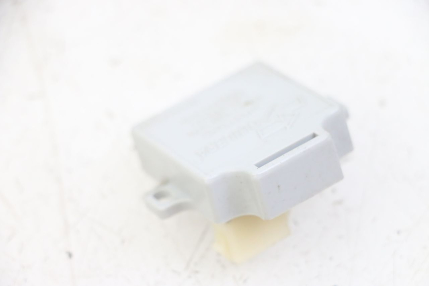 photo de TURN SIGNAL RELAY YAMAHA JOG R 50 (2004 - 2014)