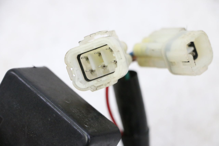 photo de TURN SIGNAL RELAY SYM JOYMAX 125 (2010 - 2017)