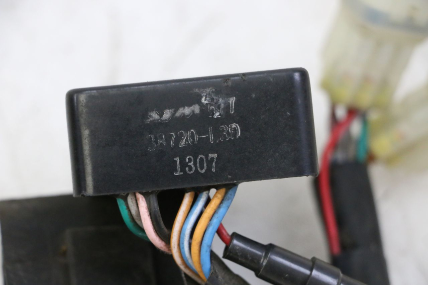 photo de TURN SIGNAL RELAY SYM JOYMAX 125 (2010 - 2017)