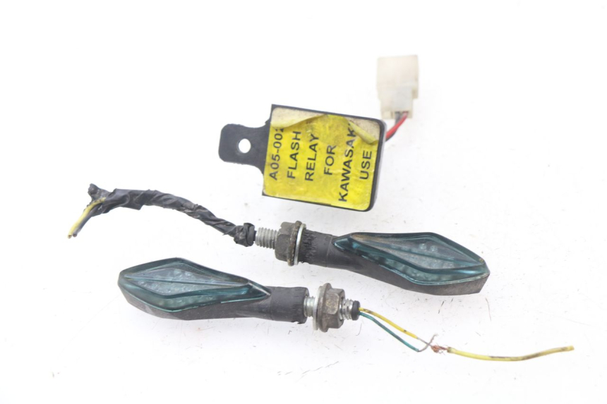 photo de TURN SIGNAL RELAY KAWASAKI ER-6 ER6 N 650 (2009 - 2011)