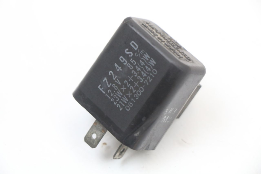 photo de TURN SIGNAL RELAY KAWASAKI KDX 125 (1990 - 1991)