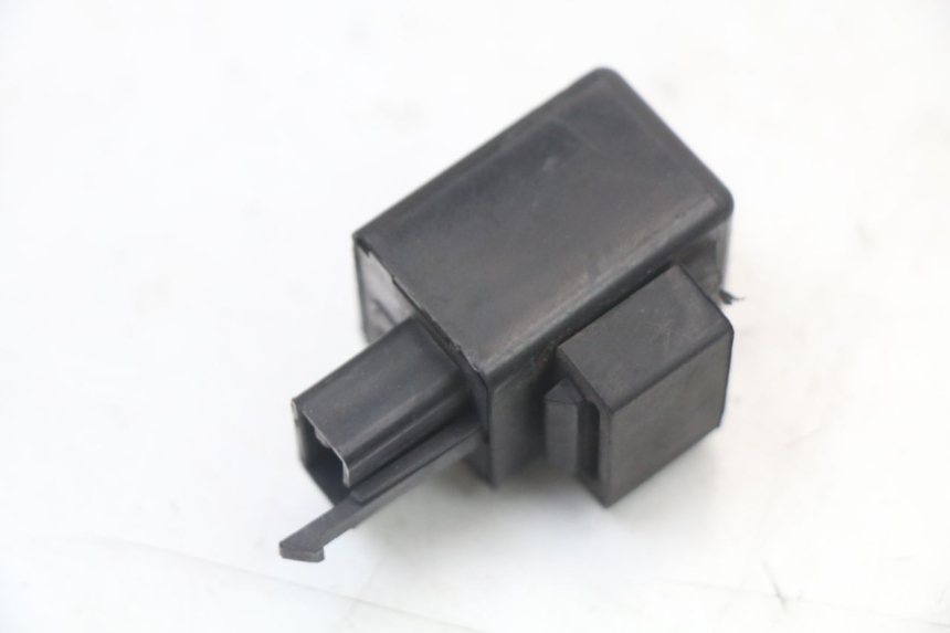 photo de TURN SIGNAL RELAY KAWASAKI ZR7 ZR-7 S 750 (1999 - 2004)