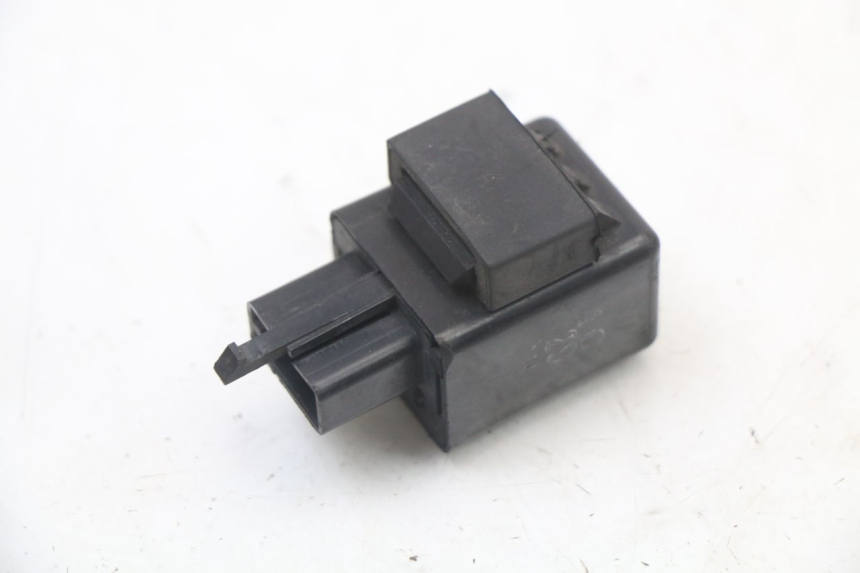 photo de TURN SIGNAL RELAY KAWASAKI ZR7 ZR-7 S 750 (1999 - 2004)