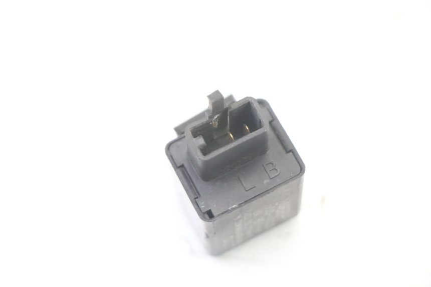 photo de TURN SIGNAL RELAY KAWASAKI ZR7 ZR-7 S 750 (1999 - 2004)