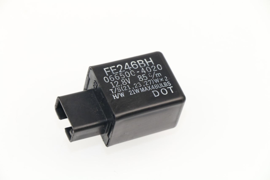 photo de TURN SIGNAL RELAY KAWASAKI ZZR ZX-14 ABS 1400 (2006 - 2011)