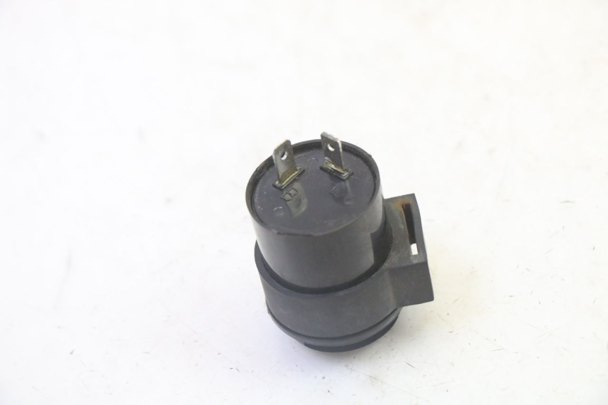 photo de FLASHER RELAY PEUGEOT KISBEE 2T 50 (2010 - 2017)