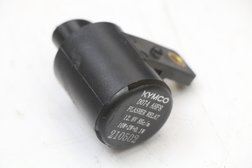 photo de TURN SIGNAL RELAY KYMCO SUPER 8 4T 50 (2021 - 2024)