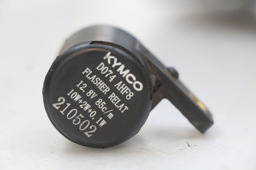 photo de TURN SIGNAL RELAY KYMCO SUPER 8 4T 50 (2021 - 2024)