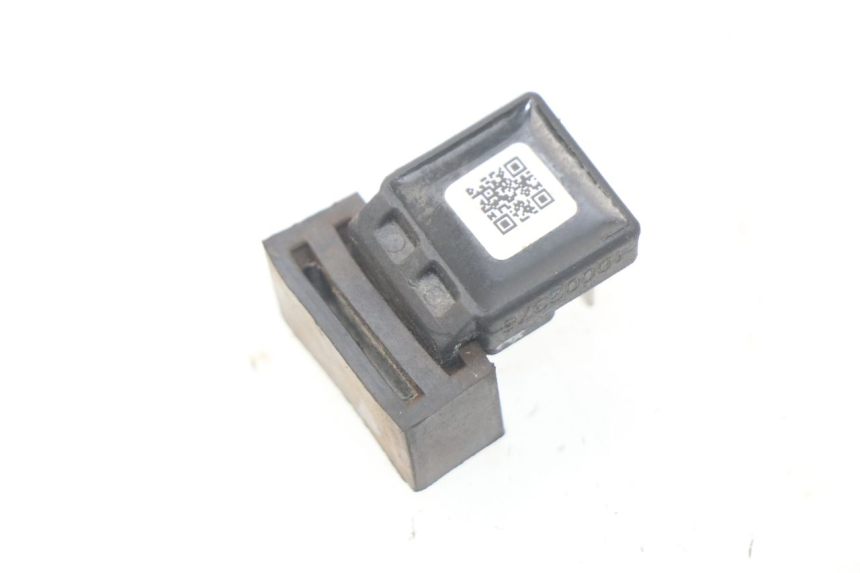 photo de FLASHER RELAY PIAGGIO LIBERTY IGET 4T 50 (2015 - 2020)