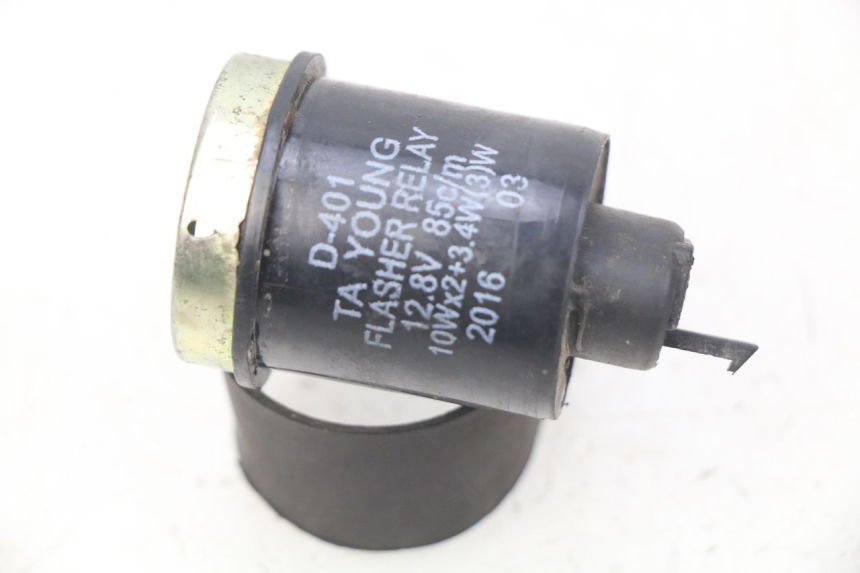photo de TURN SIGNAL RELAY KYMCO LIKE 2T 50 (2009 - 2018)