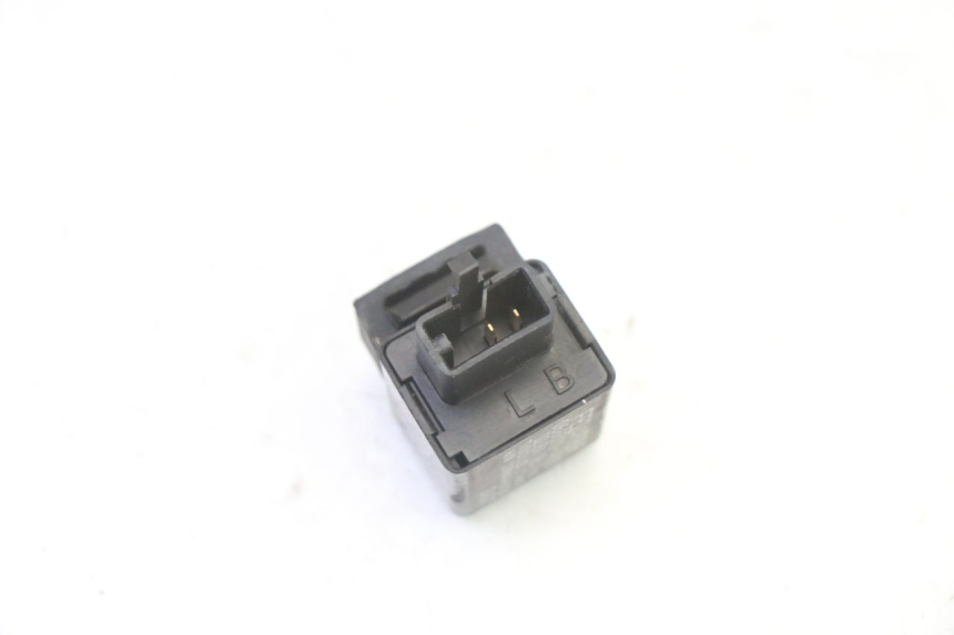 photo de TURN SIGNAL RELAY HONDA NTV DEAUVILLE 650 (2001 - 2006)