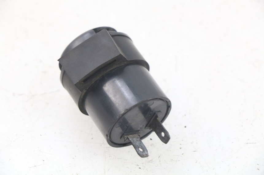 photo de FLASHER RELAY PEUGEOT KISBEE 2T 50 (2010 - 2017)