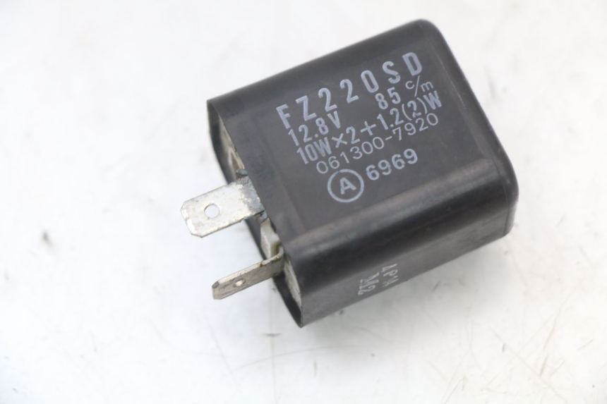 photo de FLASHER RELAY PIAGGIO TYPHOON 80 (1994 - 1997)