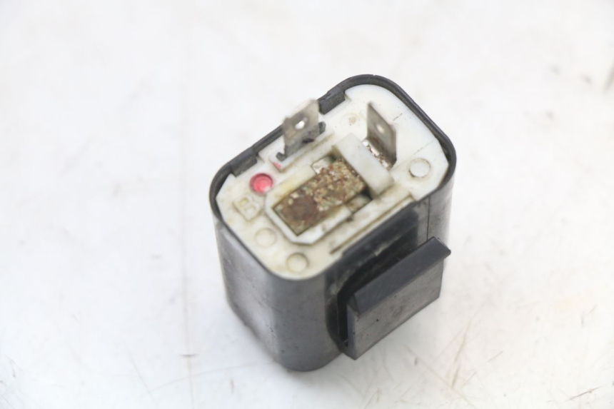 photo de FLASHER RELAY PIAGGIO TYPHOON 80 (1994 - 1997)