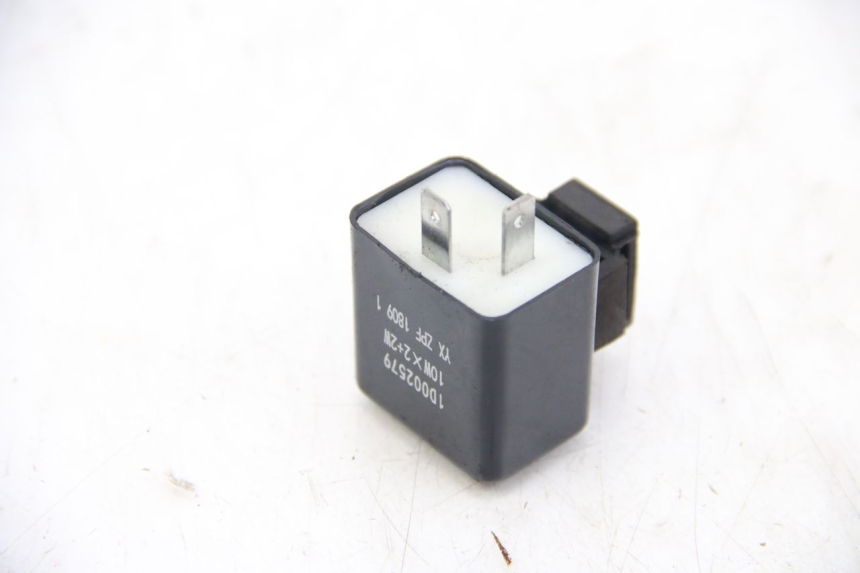 photo de FLASHER RELAY PIAGGIO ZIP 4T 50 (2018 - 2020)