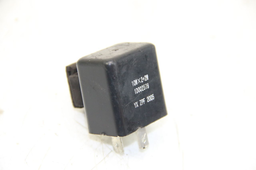 photo de FLASHER RELAY PIAGGIO ZIP 4T 50 (2018 - 2020)