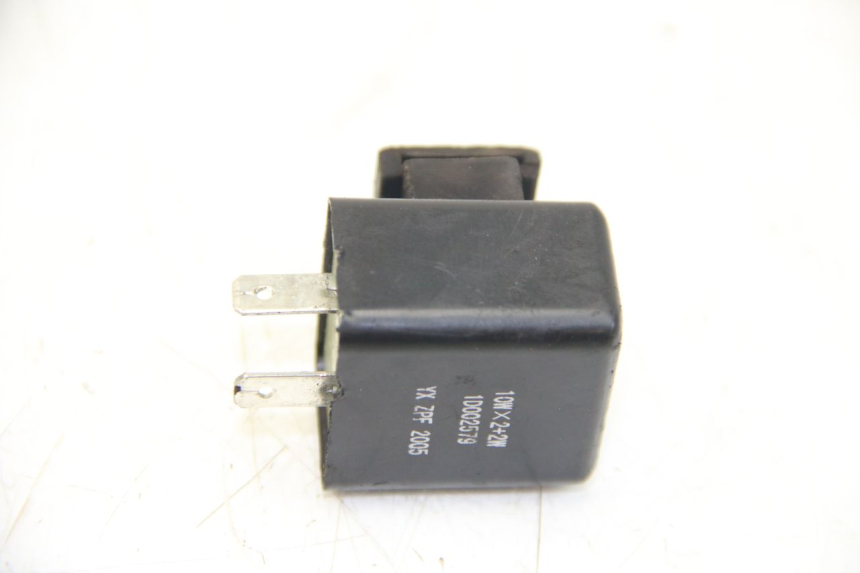 photo de FLASHER RELAY PIAGGIO ZIP 4T 50 (2018 - 2020)