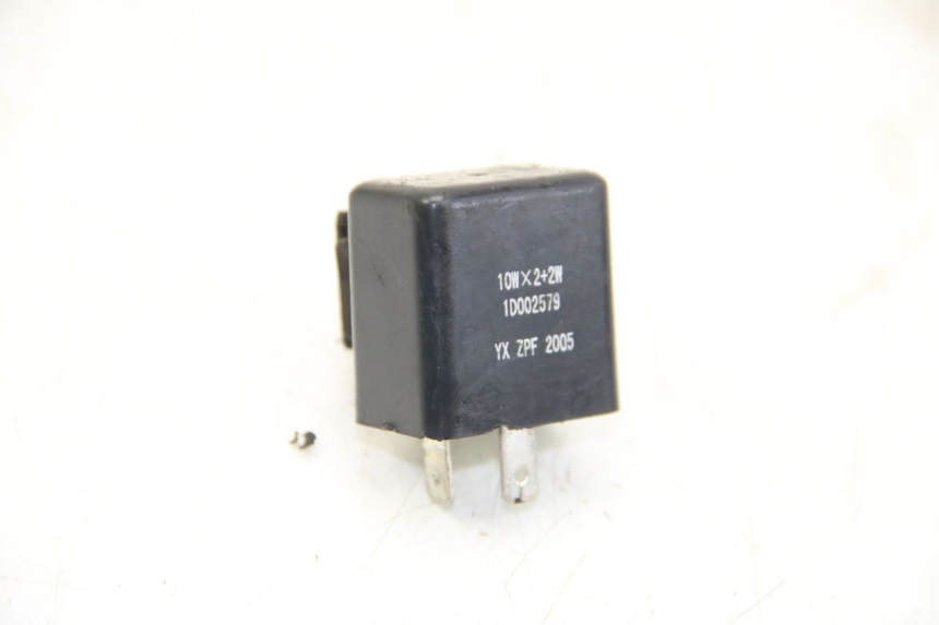 photo de FLASHER RELAY PIAGGIO ZIP 4T 50 (2018 - 2020)