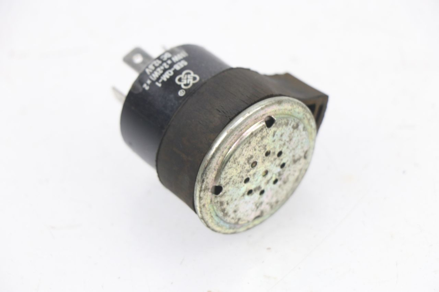 photo de TURN SIGNAL RELAY RAZZO XENON 4T 50 (2008 - 2012)